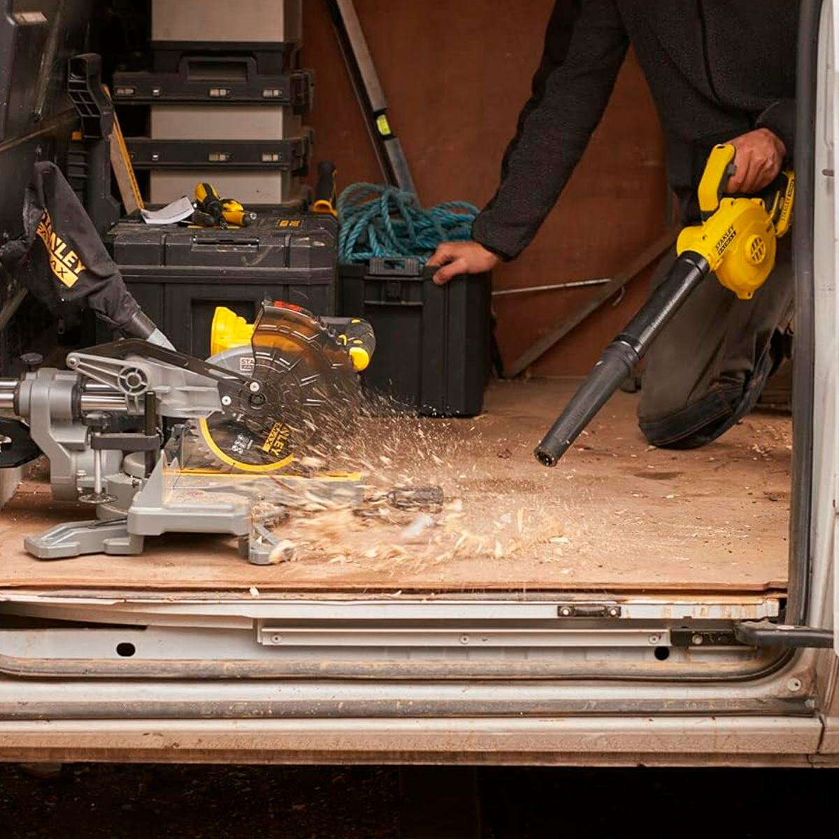 Sopladora Inalámbrica Stanley FATMAX SCBL01-B3 20 V